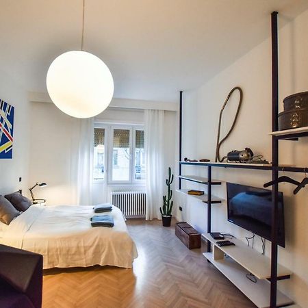 For Long-Term, Budget! Szovetseg Apartment In The Heart Of Будапеща Екстериор снимка
