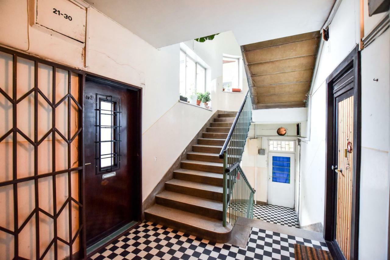 For Long-Term, Budget! Szovetseg Apartment In The Heart Of Будапеща Екстериор снимка