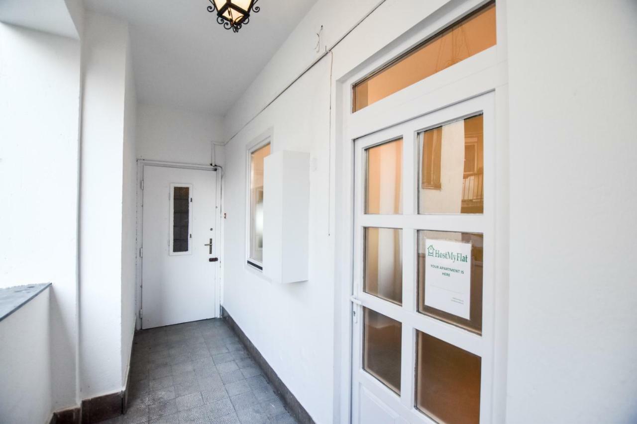 For Long-Term, Budget! Szovetseg Apartment In The Heart Of Будапеща Екстериор снимка